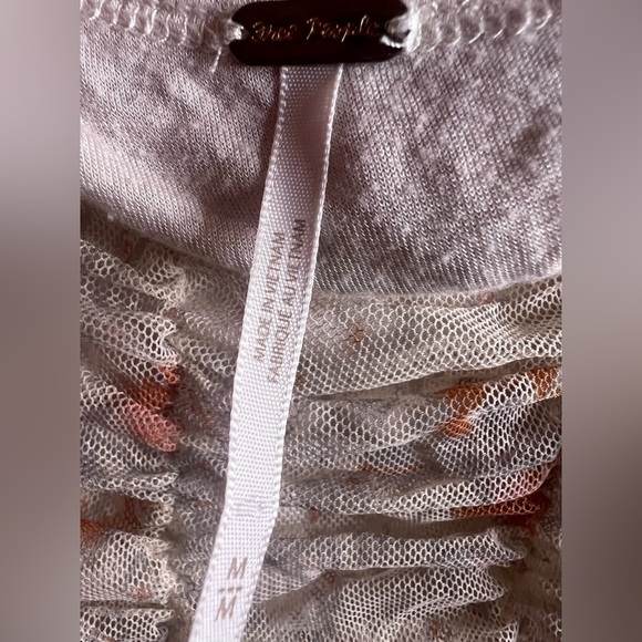 Free People Lilia Ruched Cropped Top floral Ivory.  Size Medium - Picture 8 of 9